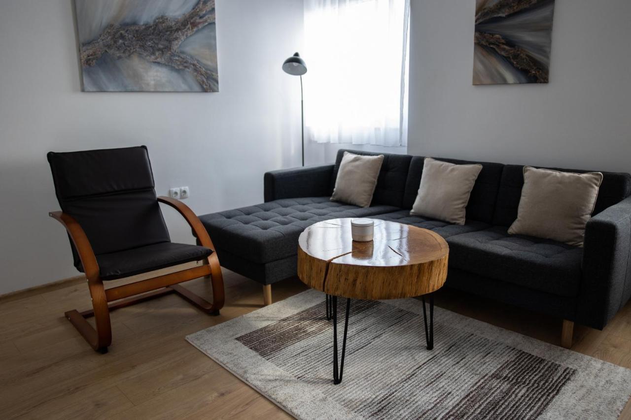 Apartman Ena Bjelovar Buitenkant foto
